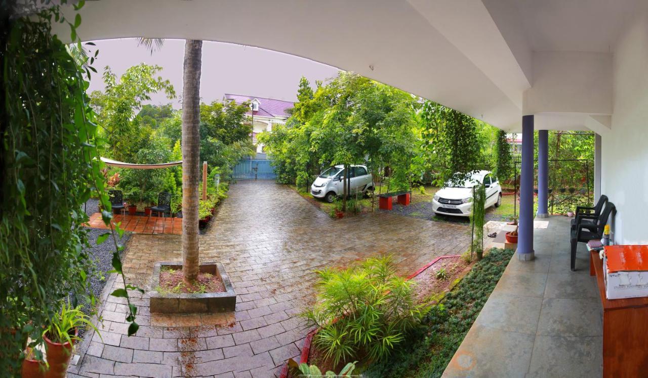 Monsoon Apartments Kannur Exterior foto